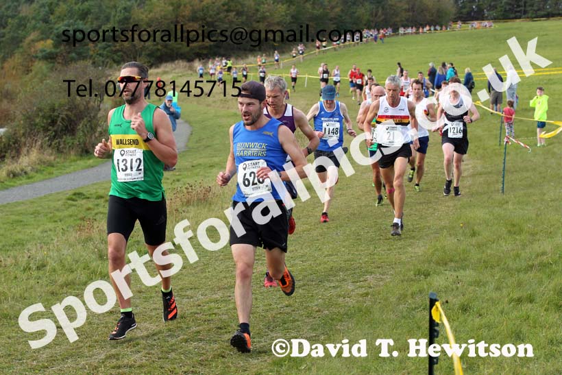 Senior mens 2021 North Eastern Harrier League, Druridge Bay. Photo: David T. Hewitson/Sports for All Pics
